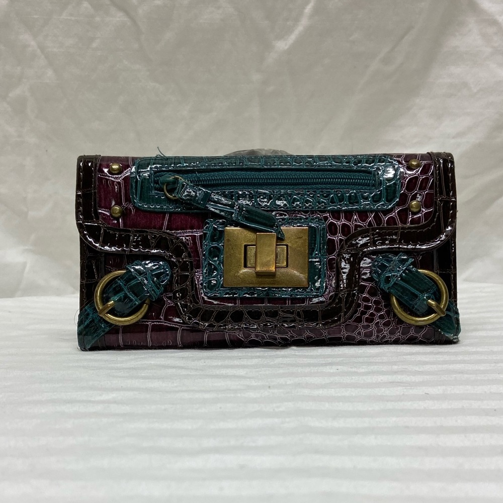 Toggle Wallet